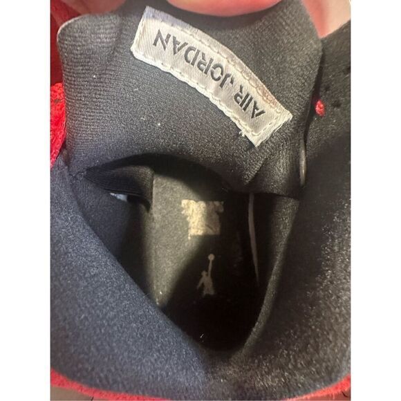 Jordan 5 Retro Raging Bull Red Suede, size 5 Youth - Picture 3 of 7